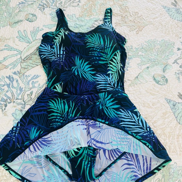 Blair swim suit - Picture 2 of 7